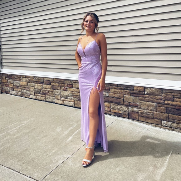 Prom dress - Picture 2 of 3